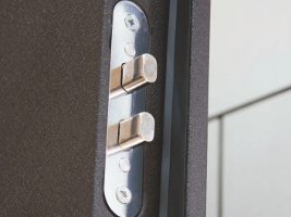 Метална входна врата модел 132-D1 - секретна горна брава